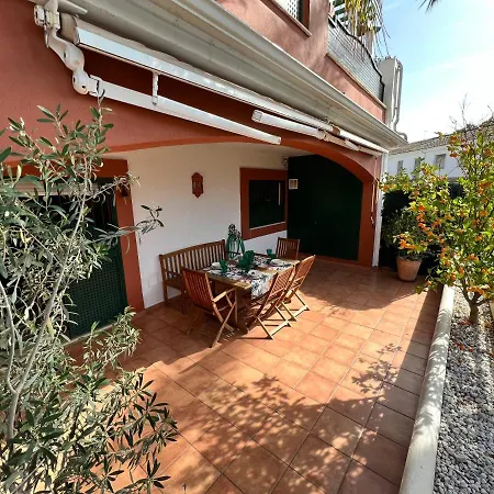Luna Blanca Golf Apartamento